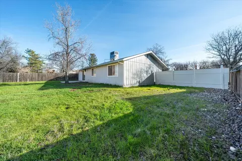 Exterior - 1422 Greenback Ln, Redding, CA 96003 photo 2 of 6
