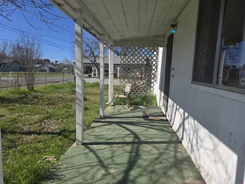 2609 Albert Rd, Anderson, CA 96007 photo 3