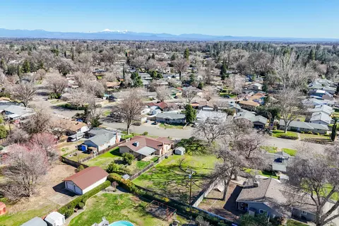 Lakewood Drive, Redding, CA 96001 photo 15