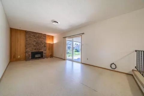 2946 Lakewood Dr, Redding, CA 96001 photo 16