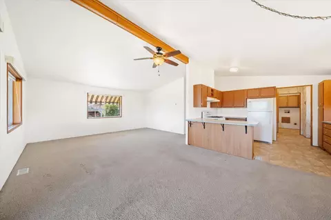 Living - 19301 Smith Rd, Redding, CA 96002 photo 1 of 4