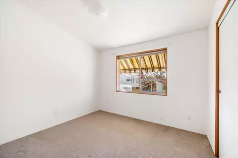 Bedroom - 19301 Smith Rd, Redding, CA 96002 photo 6 of 7