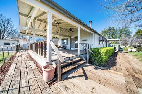 Exterior - 19301 Smith Rd, Redding, CA 96002 photo 12 of 19