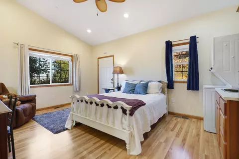 10401 N Slope Dr, Redding, CA 96001 photo 22