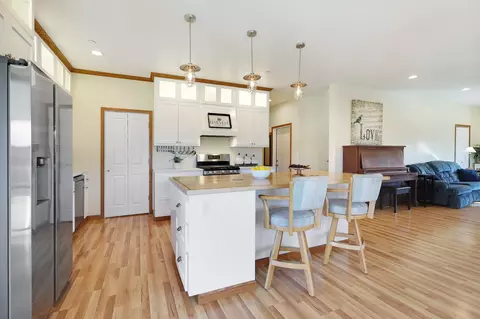 10401 N Slope Dr, Redding, CA 96001 photo 15