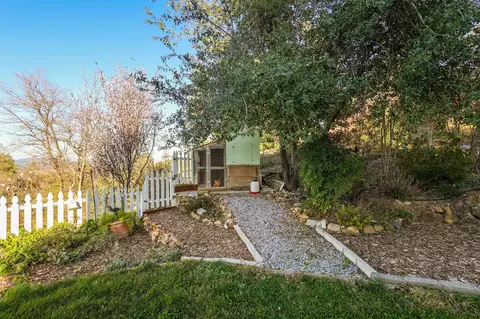 10401 N Slope Dr, Redding, CA 96001 photo 48