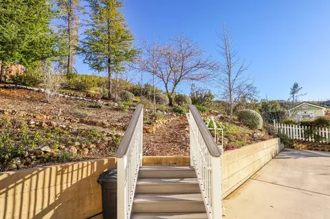 10401 N Slope Dr, Redding, CA 96001 photo 53