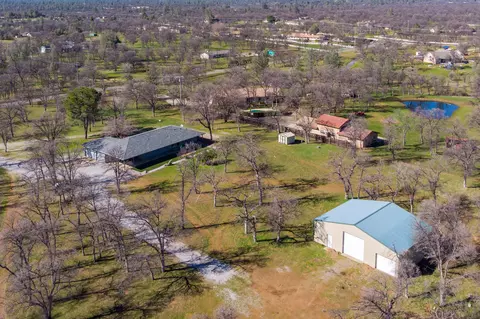 10387 Maddelein Ln, Palo Cedro, CA 96073