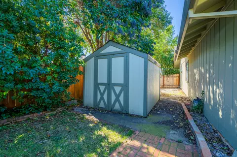 3459 Silverwood St, Redding, CA 96002 photo 24