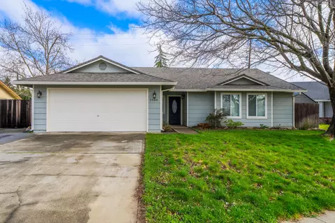2560 Cimarron Dr, Red Bluff, CA 96080