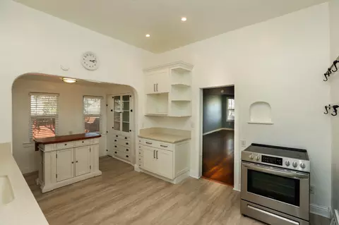 Kitchen - 253 Washington St, Red Bluff, CA 96080 photo 5 of 6