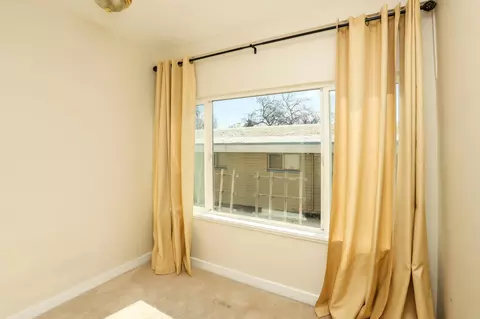 Bedroom - 253 Washington St, Red Bluff, CA 96080 photo 3 of 9