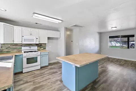 2957 Yana Ave, Redding, CA 96002 photo 11