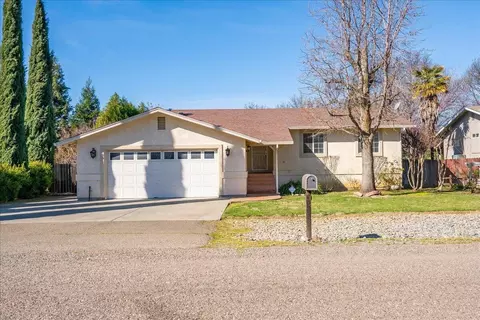 70 Lindauer Rd, Red Bluff, CA 96080