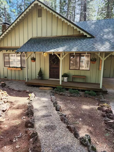 30827 Tinkerbell Ln, Shingletown, CA 96088