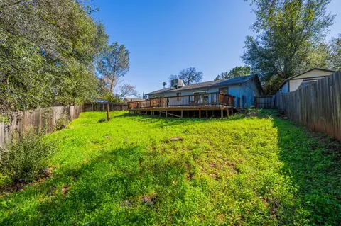 1752 Summerfield Ct, Redding, CA 96002 photo 13