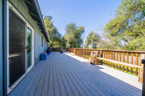 1752 Summerfield Ct, Redding, CA 96002 photo 10