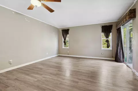 5300 Cedars Rd, Redding, CA 96001 photo 3