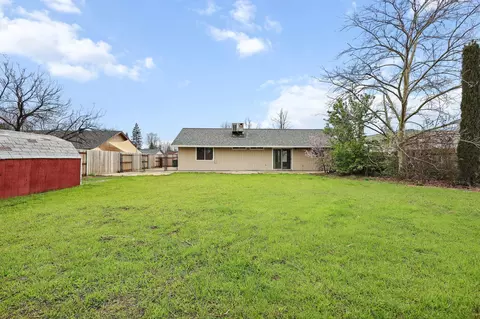 2926 Tropicana Ct, Redding, CA 96003 photo 23