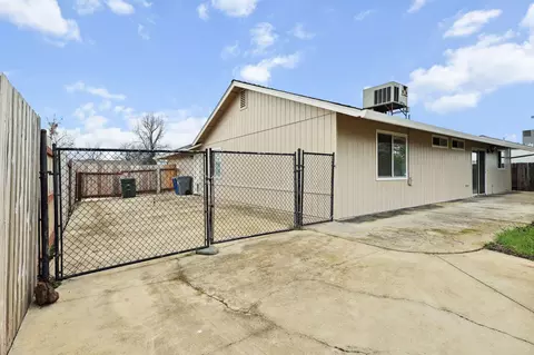 2926 Tropicana Ct, Redding, CA 96003 photo 22