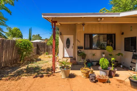 Exterior - 1326 Jeffries Ave, Anderson, CA 96007 photo 3 of 13