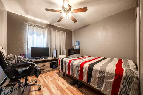 Bedroom - 1326 Jeffries Ave, Anderson, CA 96007 photo 2 of 3