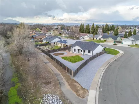 3383 Nathan Dr, Anderson, CA 96007 photo 3