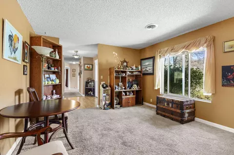 17814 Windsor Ln, Anderson, CA 96007 photo 9