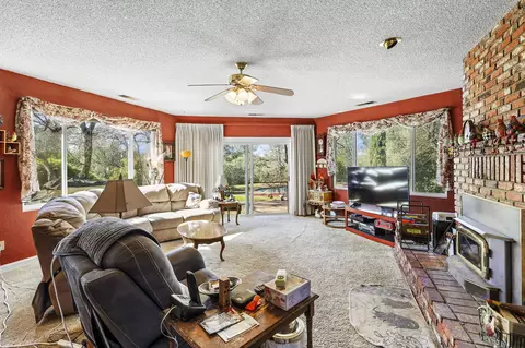 17814 Windsor Ln, Anderson, CA 96007 photo 11