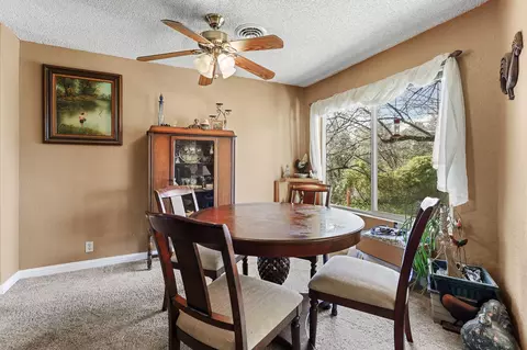 17814 Windsor Ln, Anderson, CA 96007 photo 10