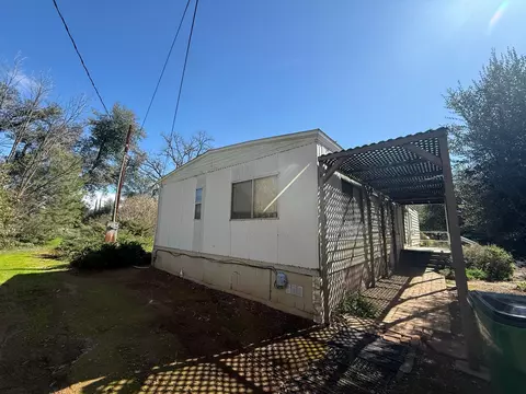 3315 Charles St, Cottonwood, CA 96022