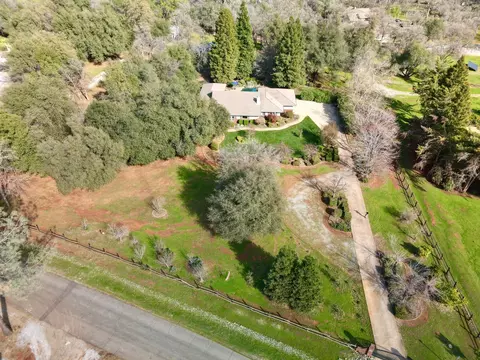 View/Area - 13228 Tierra Oaks Dr, Redding, CA 96003 photo 1 of 7