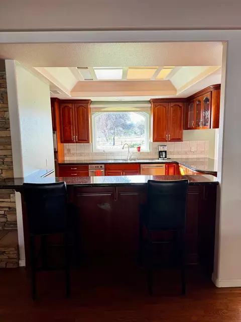 Kitchen - 13228 Tierra Oaks Dr, Redding, CA 96003 photo 1 of 12