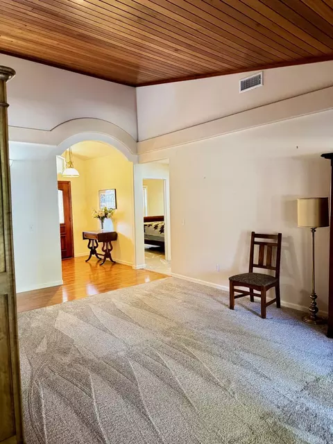 Entry Way - 13228 Tierra Oaks Dr, Redding, CA 96003 photo 3 of 5