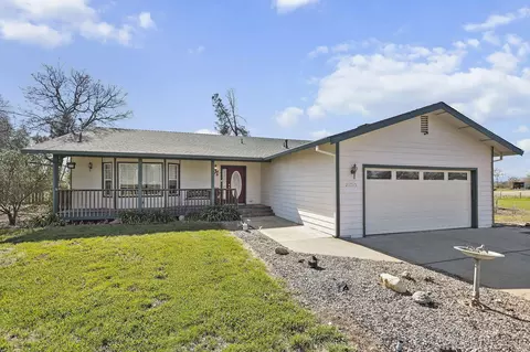 21715 Hidden Acres Rd, Redding, CA 96003 photo 2