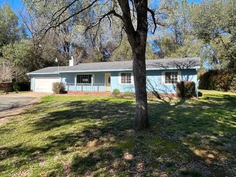 19516 Dovie Ln, Cottonwood, CA 96022