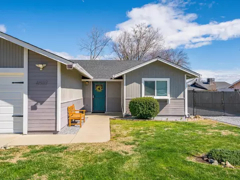 6937 Yvonne Ct, Redding, CA 96001 photo 42