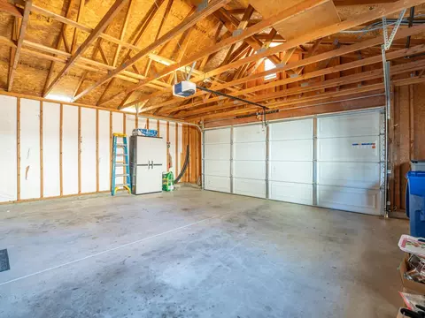 6937 Yvonne Ct, Redding, CA 96001 photo 30