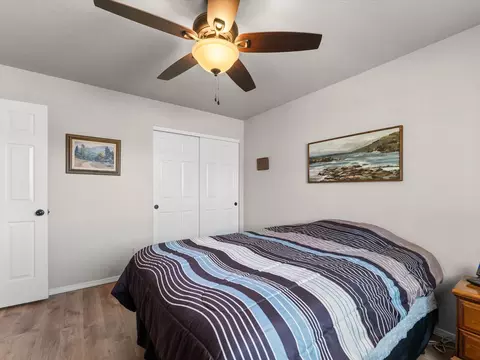 6937 Yvonne Ct, Redding, CA 96001 photo 23