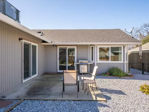 6937 Yvonne Ct, Redding, CA 96001 photo 41