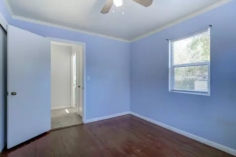 Bedroom - 403 Beagle Ln, Redding, CA 96002 photo 3 of 5