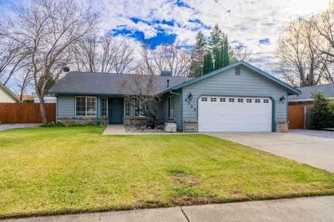 6568 Mullen Pkwy, Redding, CA 96001