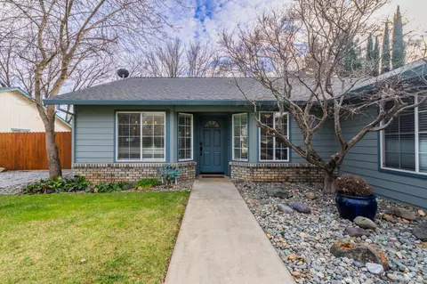6568 Mullen Pkwy, Redding, CA 96001 photo 3