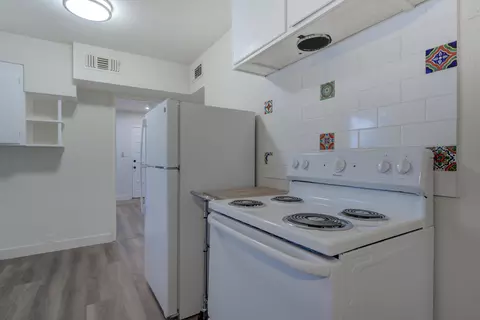 Kitchen - 2353 North St, Redding, CA 96001 photo 2 of 4