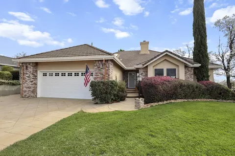 235 Kingsview Ct, Redding, CA 96003 photo 2