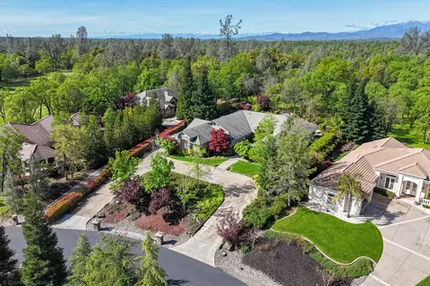 View/Area - 19565 San Vincente Dr, Redding, CA 96003 photo 4 of 15
