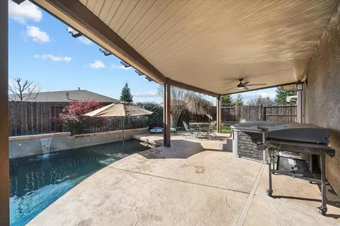 749 Rogue River Way, Redding, CA 96003 photo 36
