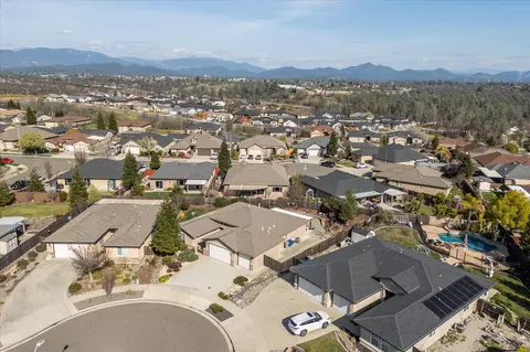 749 Rogue River Way, Redding, CA 96003 photo 52