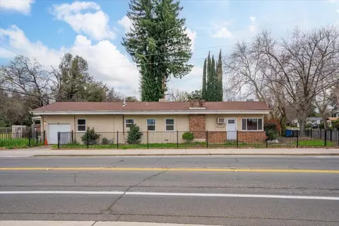 545 Parkview Ave, Redding, CA 96001 photo 1
