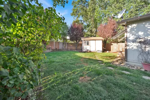 1217 Crag Walk, Redding, CA 96003 photo 27